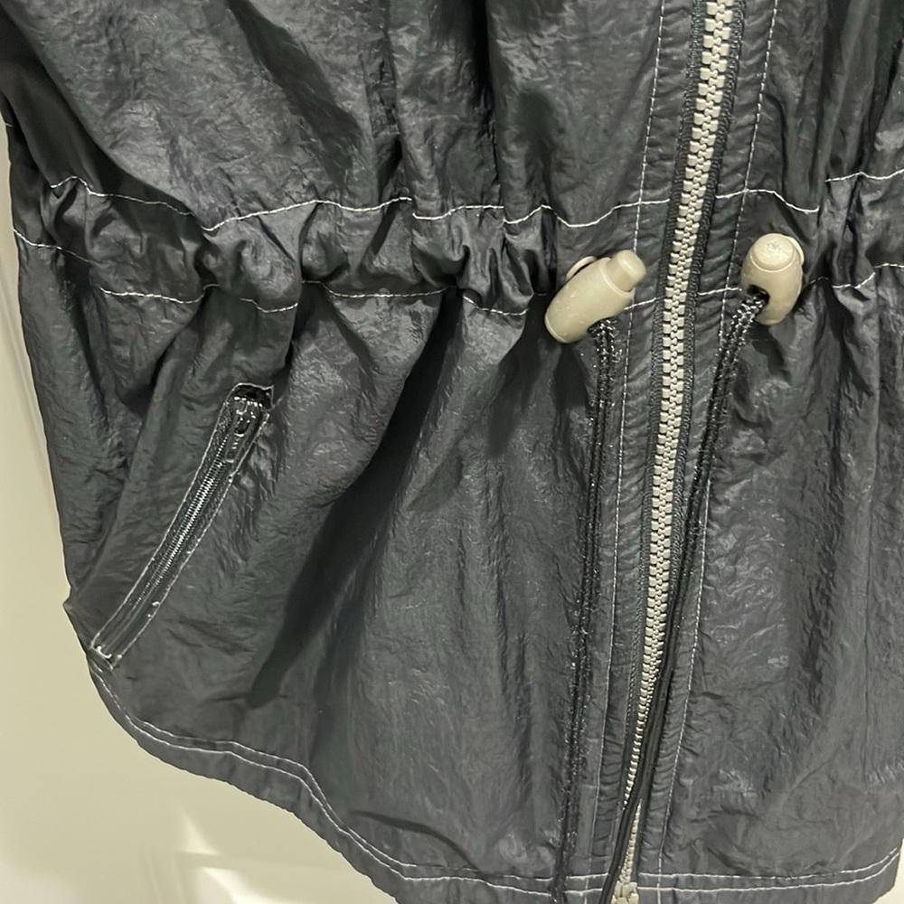 Vintage Reebok Black Drawstring Windbreaker Jacket 90s Track Nylon Sz S - Picture 8 of 8